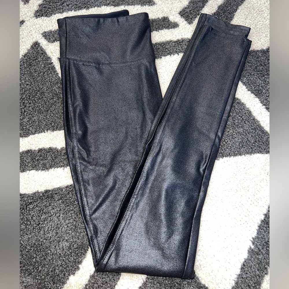 Black faux leather leggings size medium